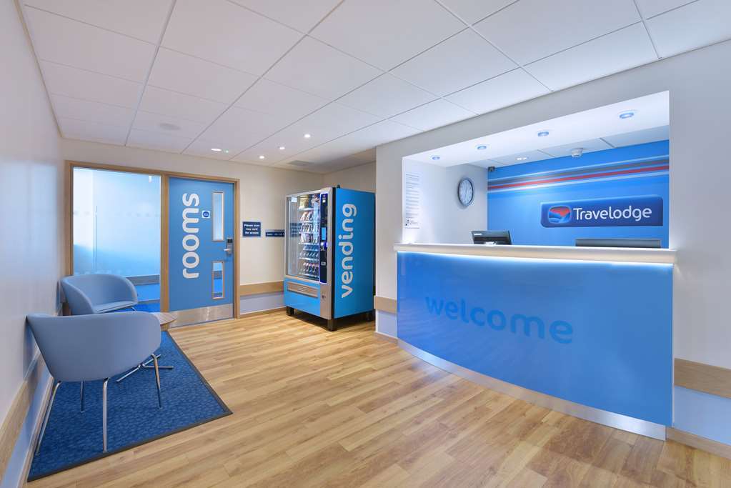 Ibis Budget London Bromley Centre Interior photo